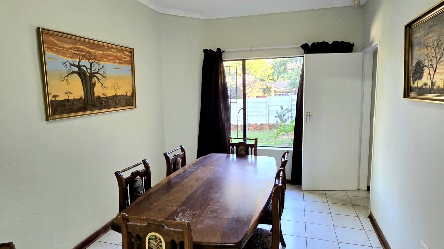 4 Bedroom Property for Sale in Geelhoutpark North West